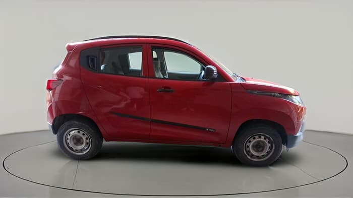 2017 Mahindra Kuv100 K2 6 STR, Petrol, Manual, 68,862 km, exterior