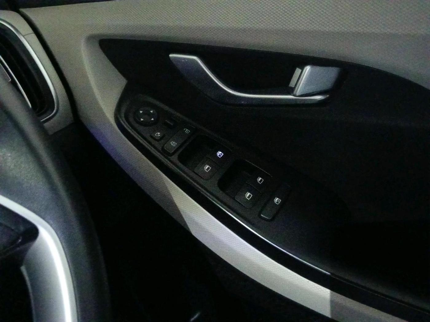 2022 Hyundai Creta SX 1.5 PETROL, Petrol, Manual, 21,446 km, interior