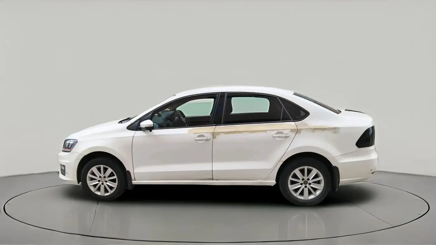 2015 Volkswagen Vento HIGHLINE 1.5 AT, Diesel, Automatic, 62,878 km, exterior