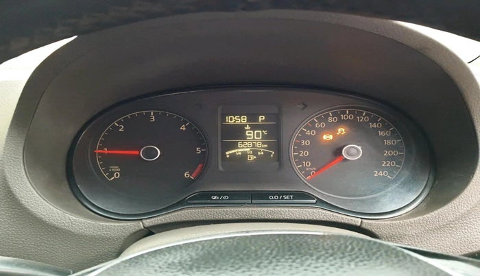 2015 Volkswagen Vento HIGHLINE 1.5 AT, Diesel, Automatic, 62,878 km, interior