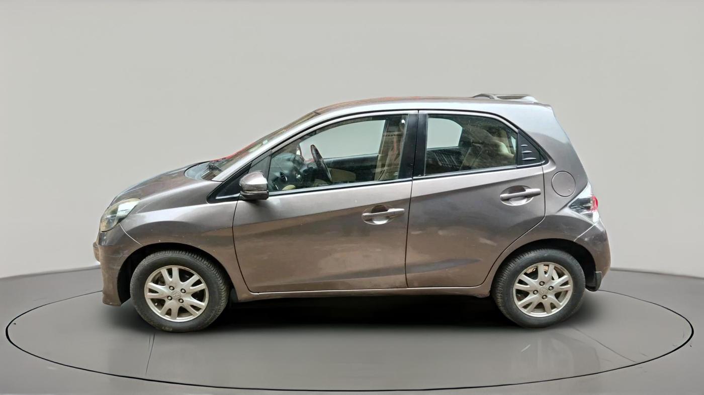 2015 Honda Brio VX AT, Petrol, Automatic, 65,807 km, exterior