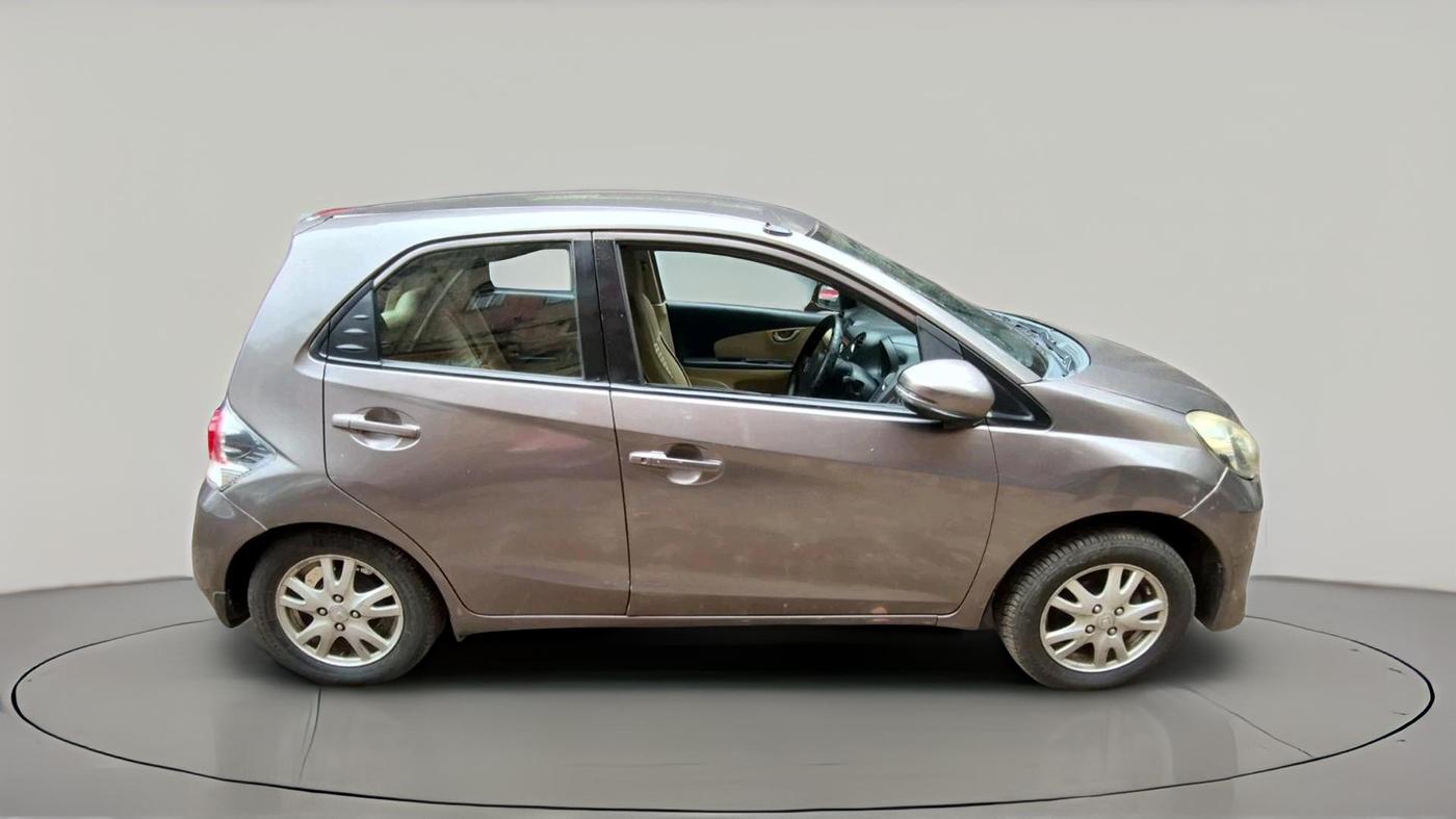 2015 Honda Brio VX AT, Petrol, Automatic, 65,807 km, exterior