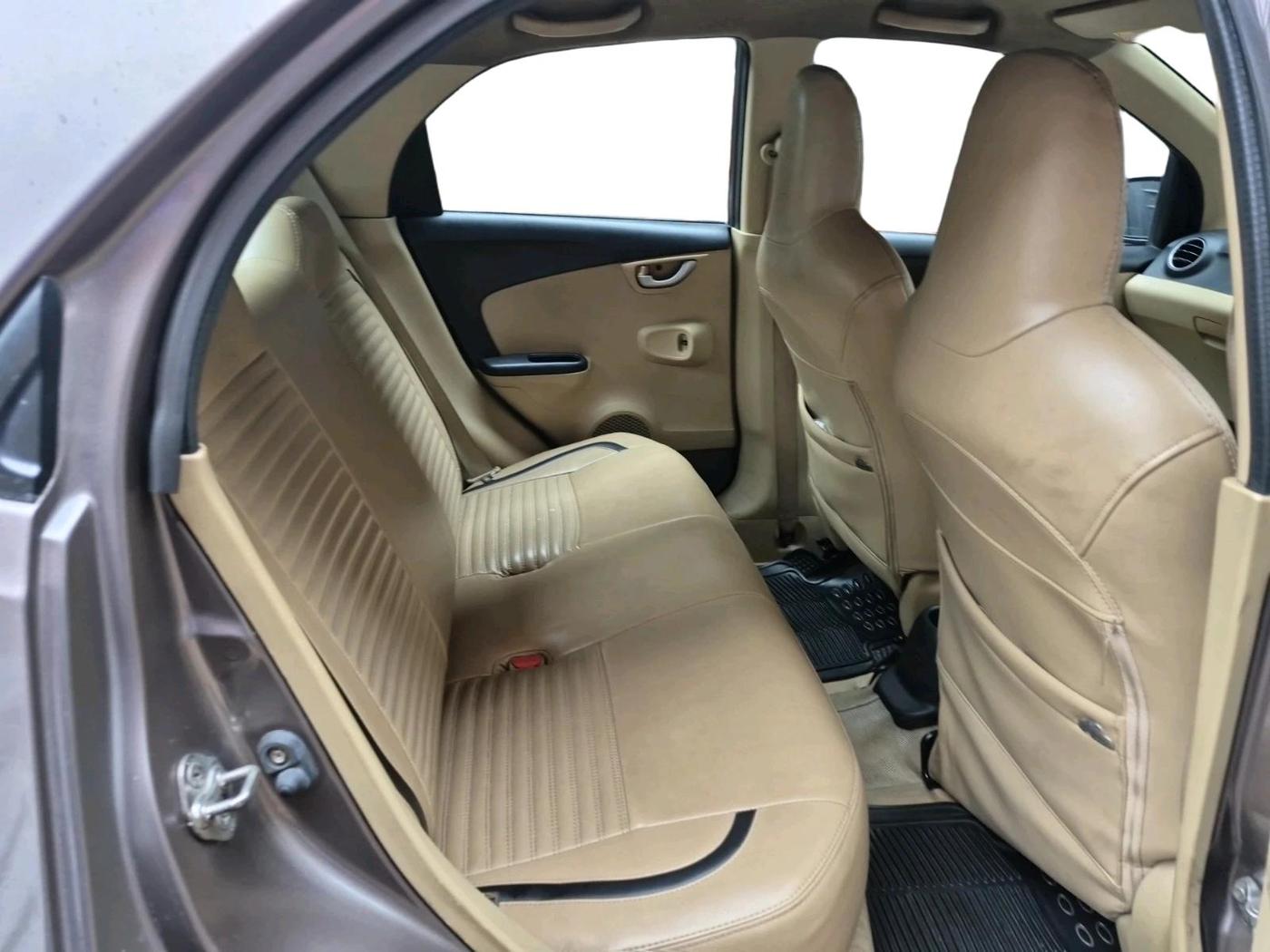2015 Honda Brio VX AT, Petrol, Automatic, 65,807 km, interior