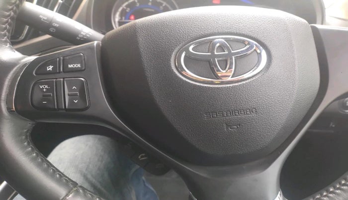 2020 Toyota Glanza V, Petrol, Manual, 13,881 km, interior