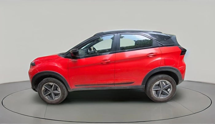 2023 Tata NEXON FEARLESS + SUNROOF DCA DUAL TONE 1.2 PETROL, Petrol, Automatic, 11,643 km, exterior