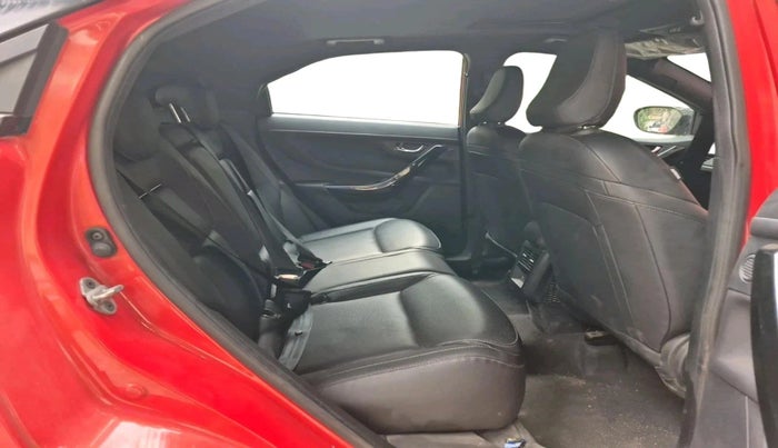 2023 Tata NEXON FEARLESS + SUNROOF DCA DUAL TONE 1.2 PETROL, Petrol, Automatic, 11,643 km, interior