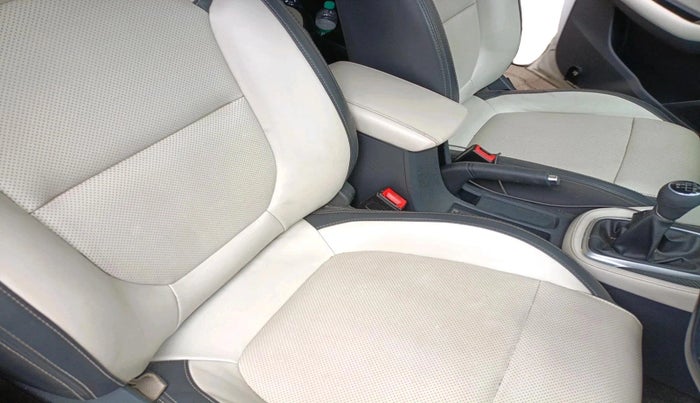 2021 MG ASTOR SHARP 1.5 MT, Petrol, Manual, 39,070 km, interior