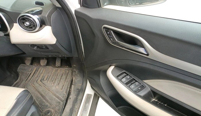 2021 MG ASTOR SHARP 1.5 MT, Petrol, Manual, 39,070 km, interior