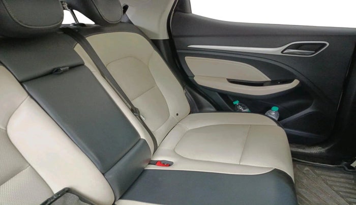 2021 MG ASTOR SHARP 1.5 MT, Petrol, Manual, 39,070 km, interior