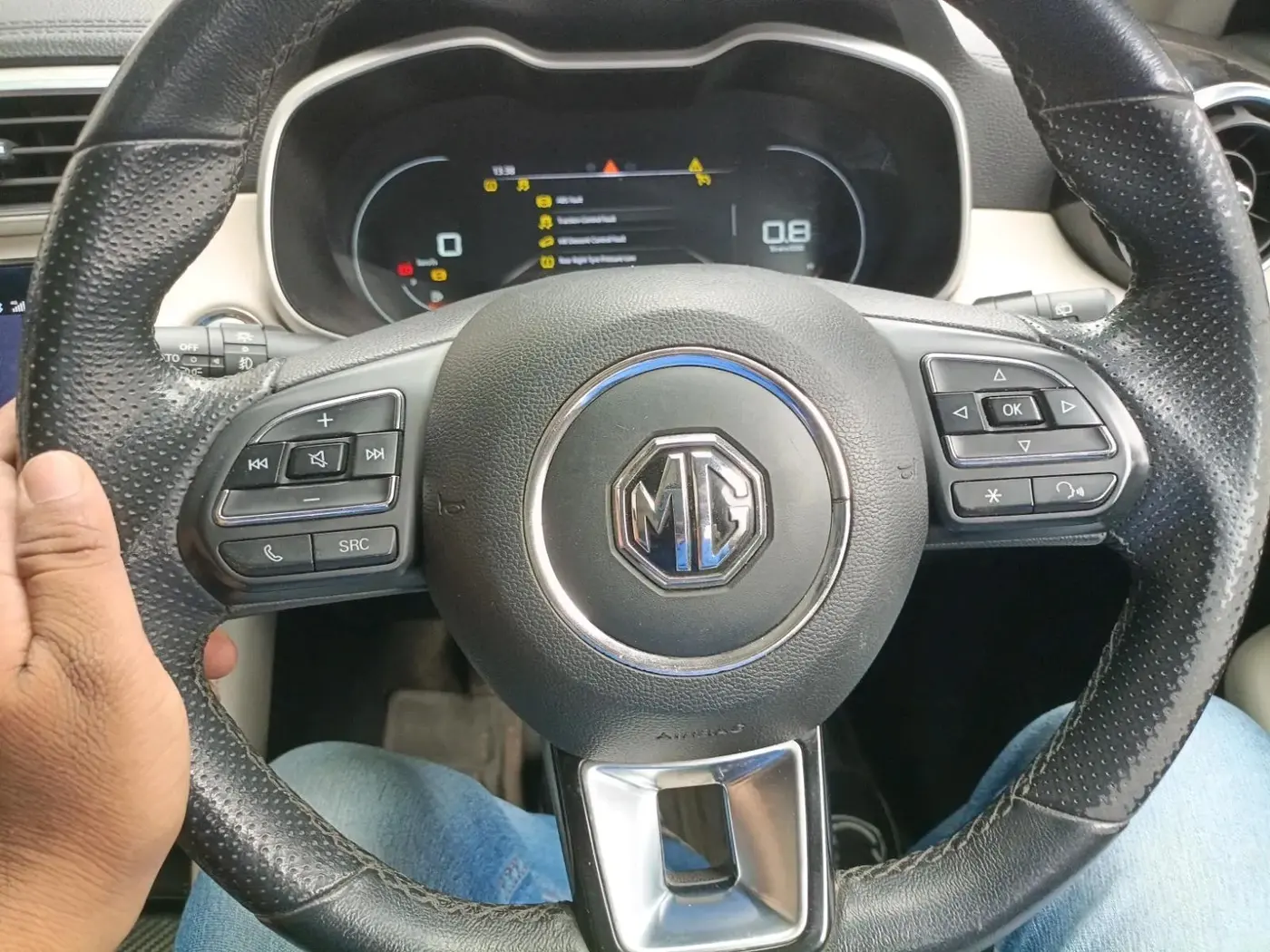 2021 MG ASTOR SHARP 1.5 MT, Petrol, Manual, 39,070 km, interior