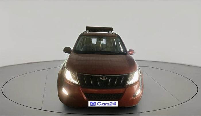 2017 Mahindra XUV500 W6, Diesel, Manual, 43,593 km, exterior