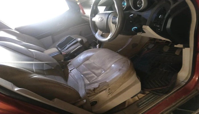 2017 Mahindra XUV500 W6, Diesel, Manual, 43,593 km, interior