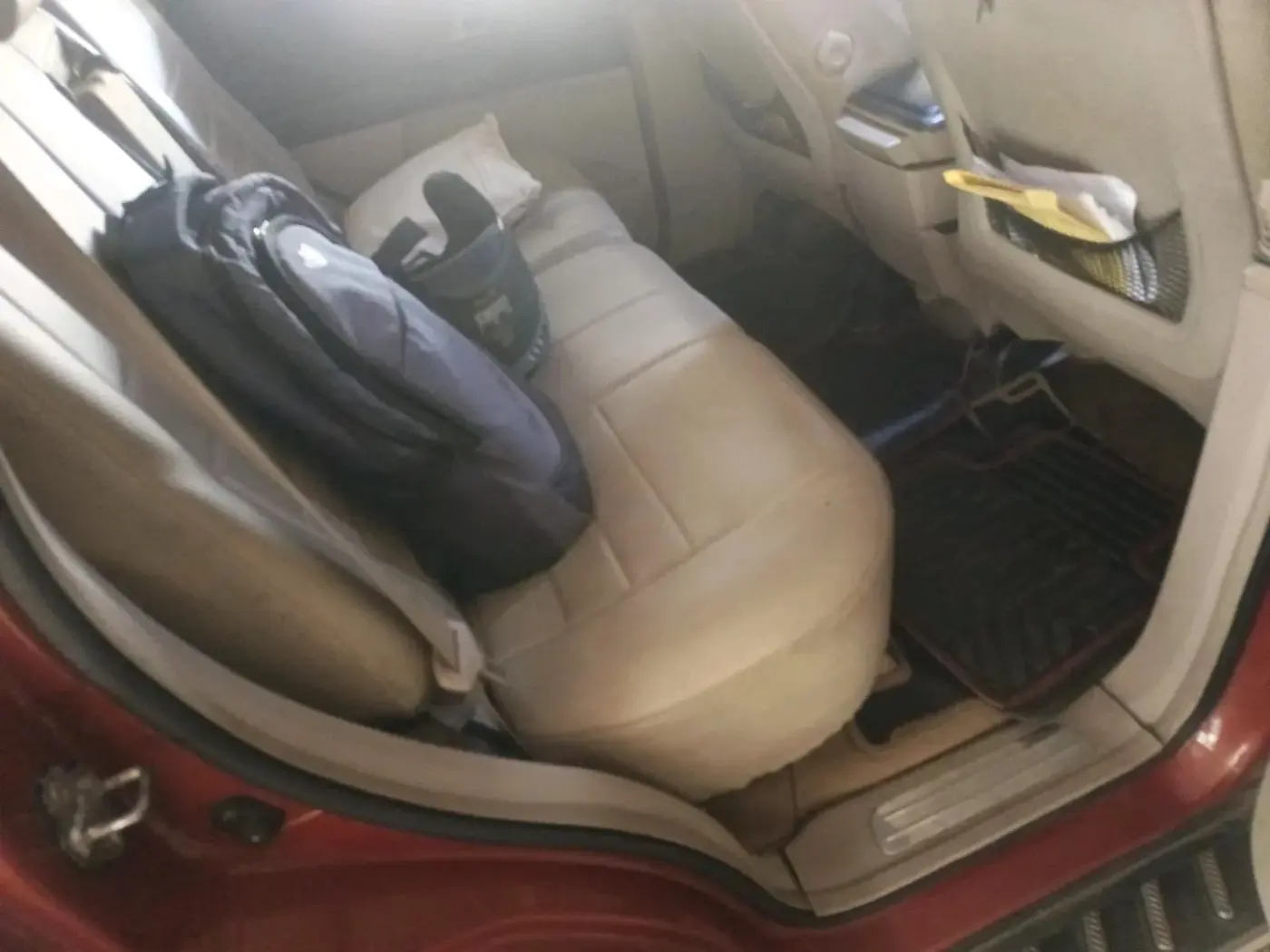 2017 Mahindra XUV500 W6, Diesel, Manual, 43,593 km, interior