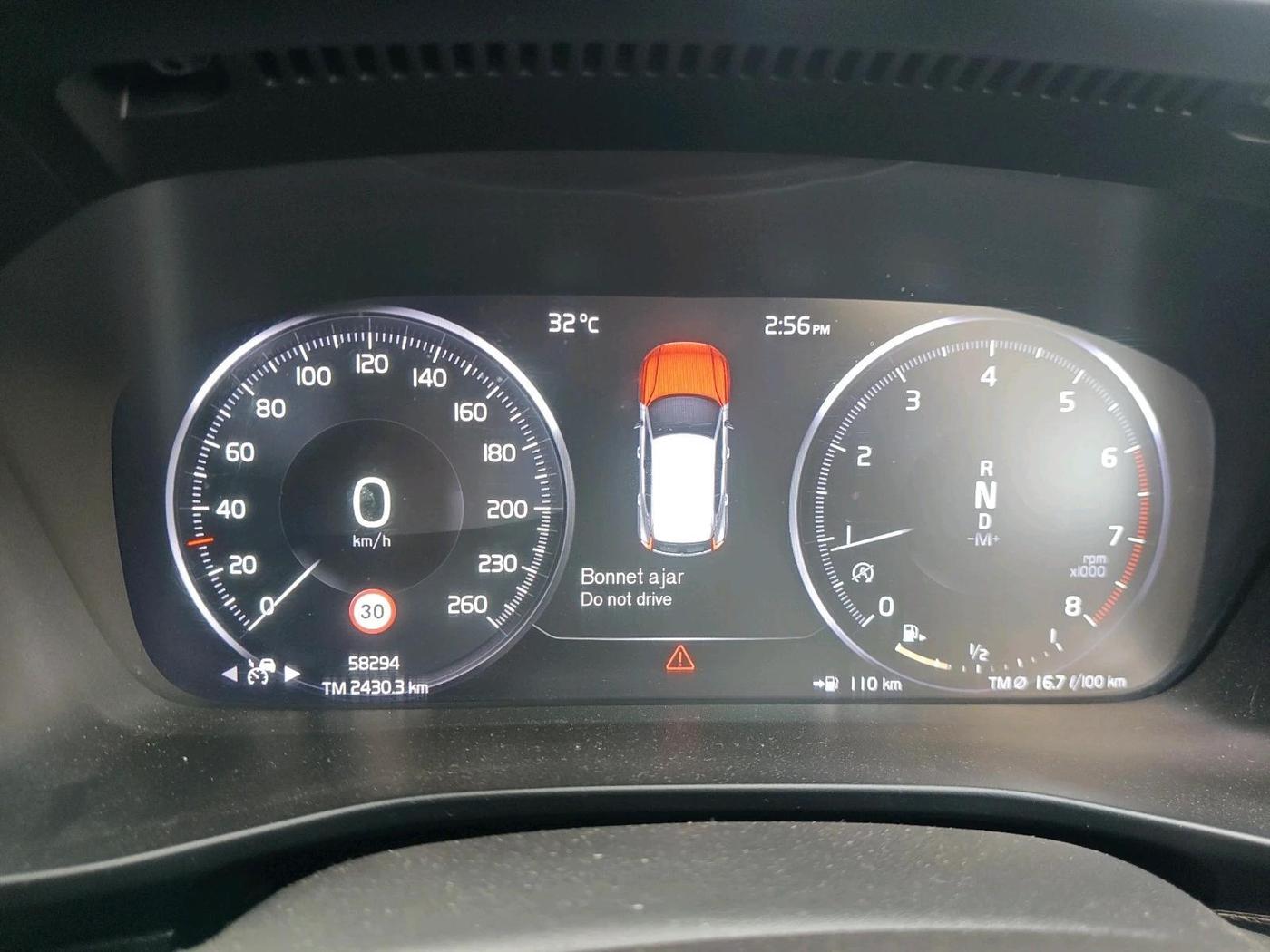2020 Volvo XC 40 T4 R Design, Petrol, Automatic, 58,294 km, interior