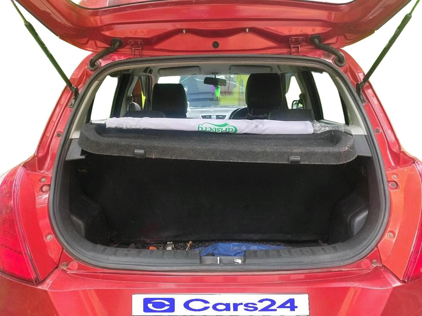 2013 Maruti Swift VXI, Petrol, Manual, 32,540 km, exterior