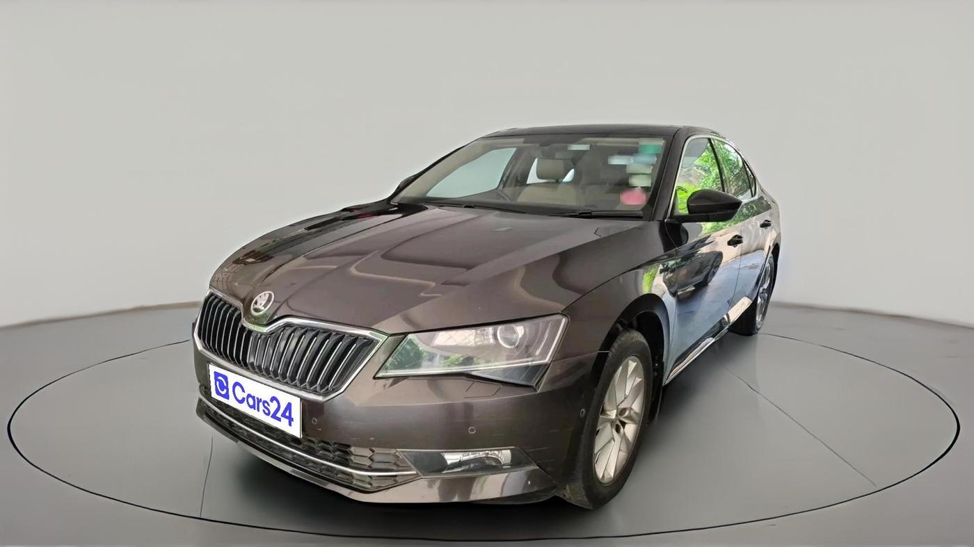 2018 Skoda Superb L&K 2.0 TDI AT, Diesel, Automatic, 62,970 km, exterior