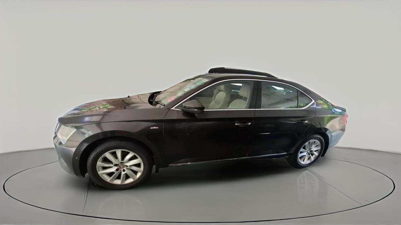2018 Skoda Superb L&K 2.0 TDI AT, Diesel, Automatic, 62,970 km, exterior