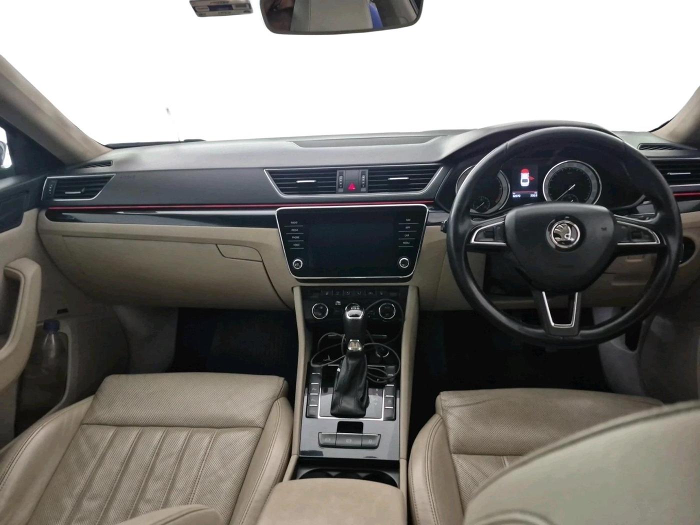 2018 Skoda Superb L&K 2.0 TDI AT, Diesel, Automatic, 62,970 km, interior