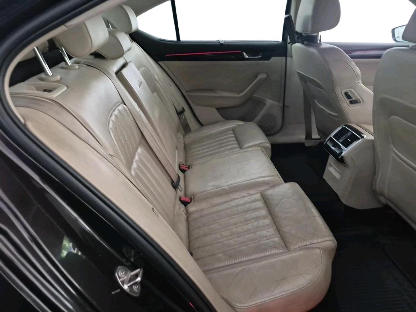 2018 Skoda Superb L&K 2.0 TDI AT, Diesel, Automatic, 62,970 km, interior