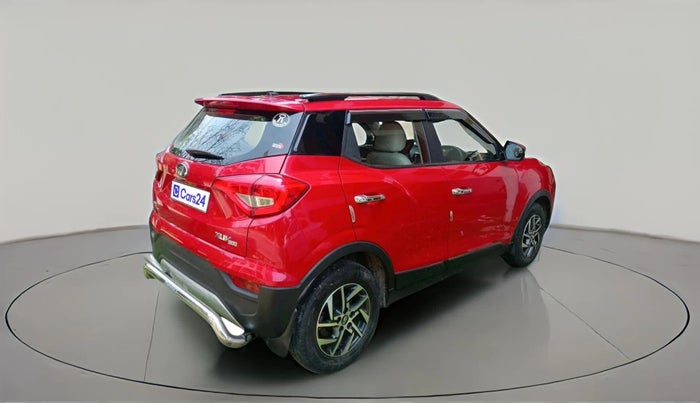 2022 Mahindra XUV300 W8 (O) 1.2 PETROL AMT, Petrol, Automatic, 36,811 km, exterior