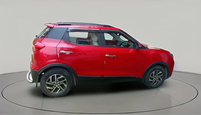 2022 Mahindra XUV300 W8 (O) 1.2 PETROL AMT, Petrol, Automatic, 36,811 km, exterior