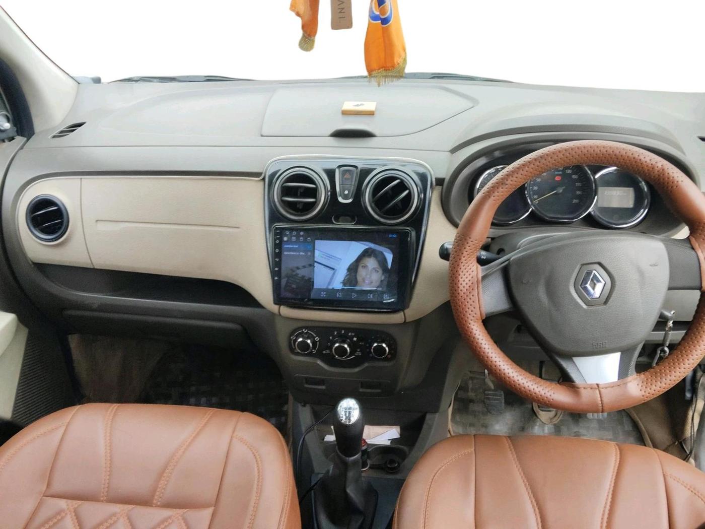 2016 Renault Lodgy 85 PS RXL STEPWAY 8 STR, Diesel, Manual, 1,38,830 km, interior