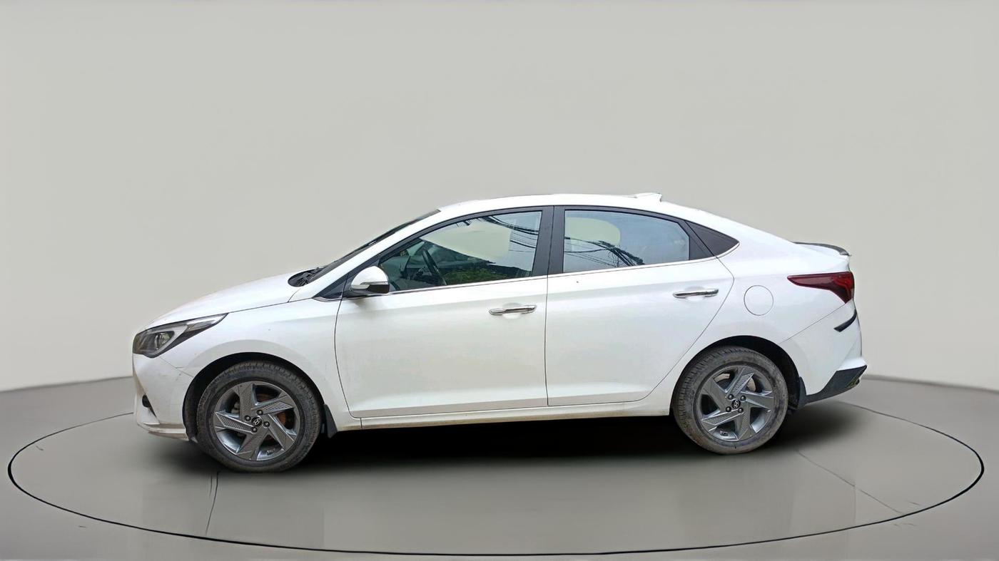 2022 Hyundai Verna SX 1.5 VTVT, Petrol, Manual, 21,644 km, exterior