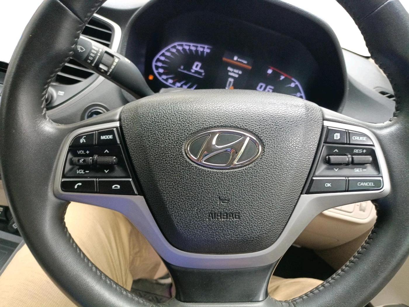 2022 Hyundai Verna SX 1.5 VTVT, Petrol, Manual, 21,644 km, interior