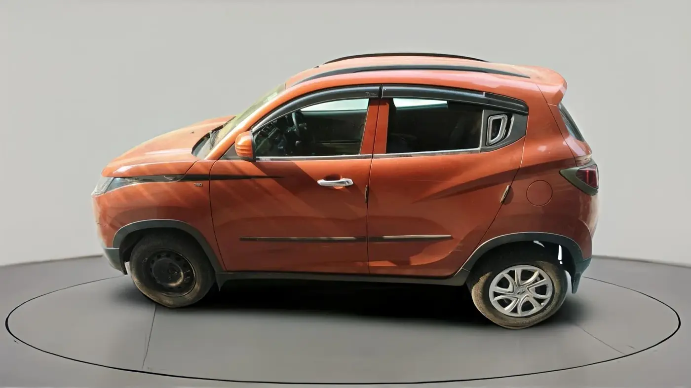 2017 Mahindra Kuv100 K4 6 STR, Petrol, Manual, 24,652 km, exterior