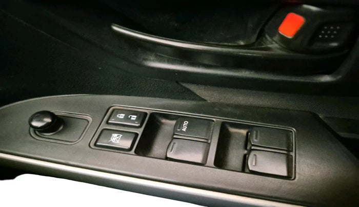 2015 Maruti S Cross SIGMA 1.3, Diesel, Manual, 1,21,255 km, interior