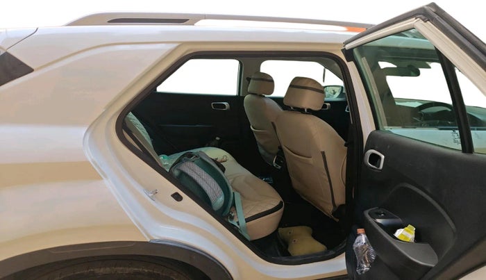 2021 Hyundai VENUE SX 1.0 TURBO, Petrol, Manual, 85,000 km, interior