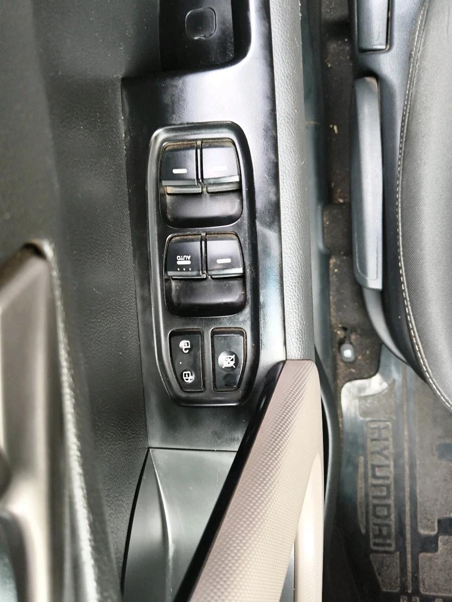 2016 Hyundai Creta SX PLUS 1.6 PETROL, Petrol, Manual, 56,004 km, interior
