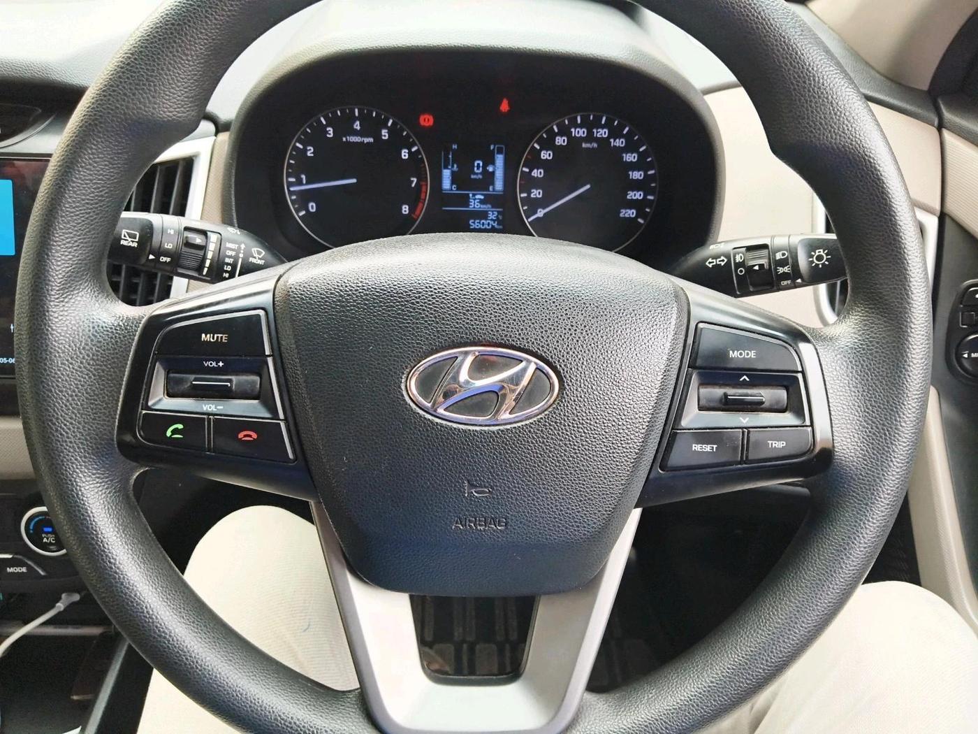2016 Hyundai Creta SX PLUS 1.6 PETROL, Petrol, Manual, 56,004 km, interior
