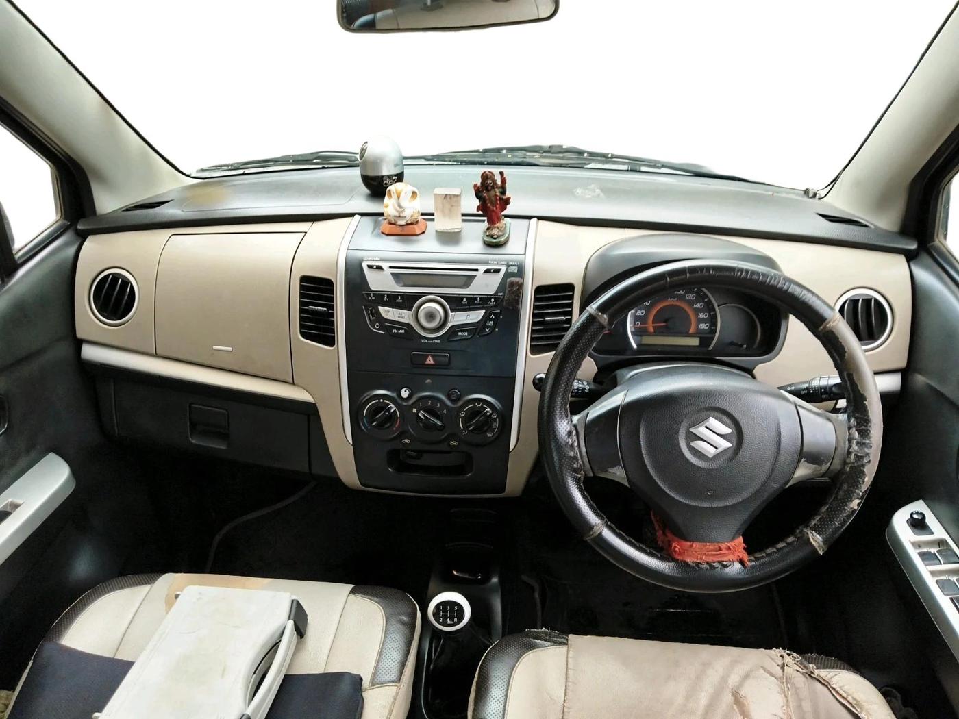 2016 Maruti Wagon R 1.0 VXI, Petrol, Manual, 1,31,982 km, interior