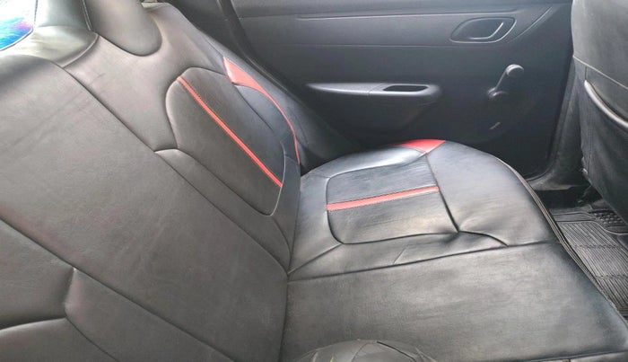 2018 Renault Kwid RXT 1.0, Petrol, Manual, 53,240 km, interior