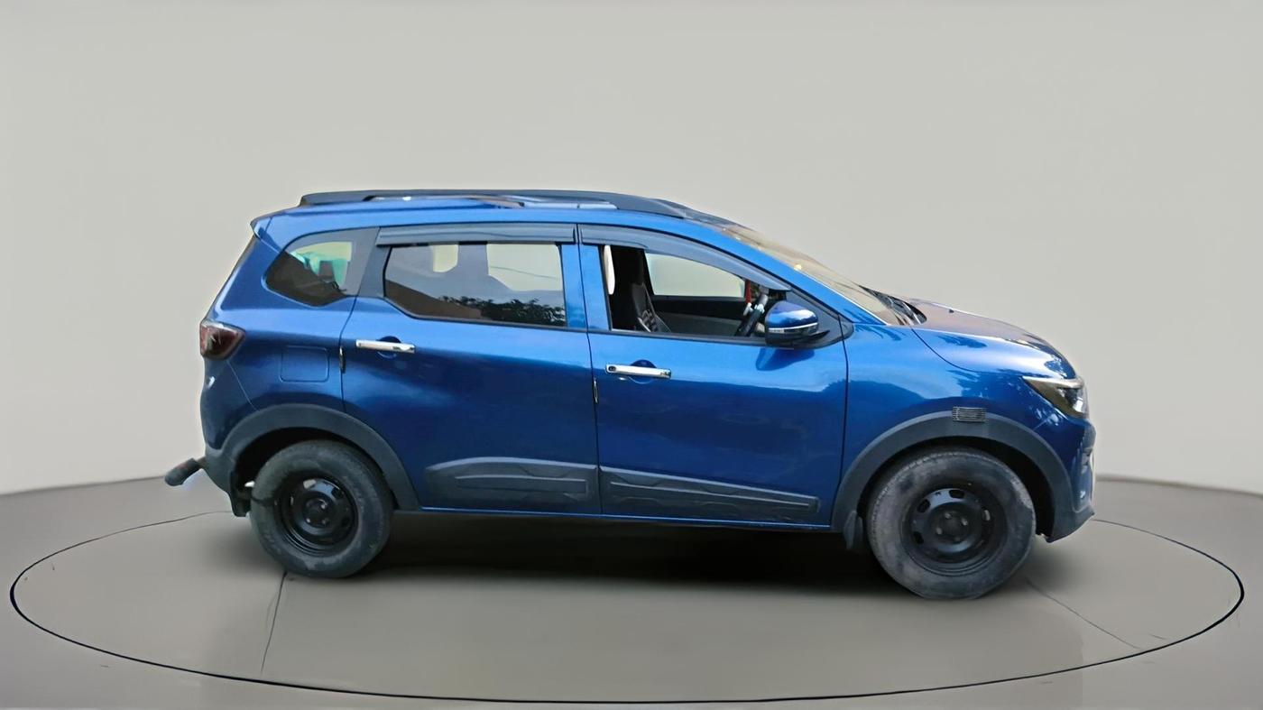 2021 Renault TRIBER RXE MT, Petrol, Manual, 19,381 km, exterior