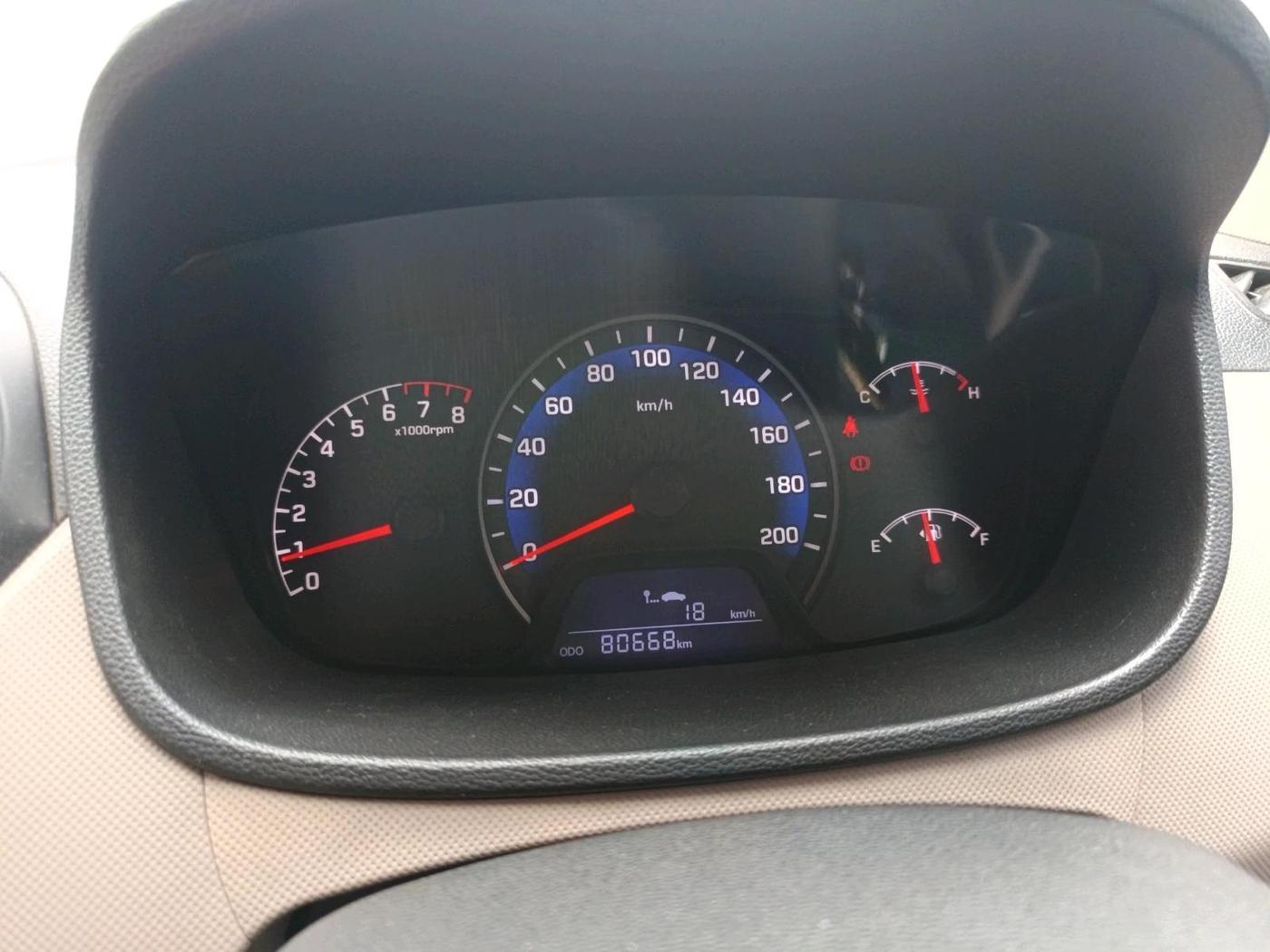 2015 Hyundai Xcent S 1.2, Petrol, Manual, 80,668 km, interior