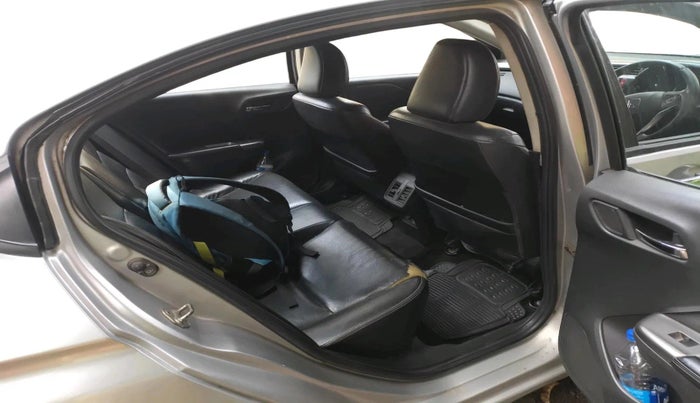 2016 Honda City 1.5L I-VTEC VX (O) MT, Petrol, Manual, 1,26,811 km, interior