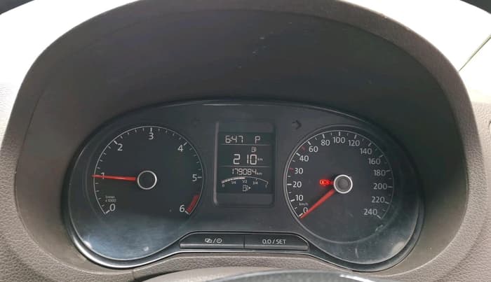 2016 Volkswagen Vento HIGHLINE 1.5 AT, Diesel, Automatic, 1,79,084 km, interior