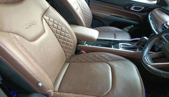 2023 Jeep MERIDIAN LIMITED PLUS 4X2 AT, Diesel, Automatic, 17,143 km, interior