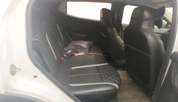 2021 Renault Kwid RXT 1.0 (O), Petrol, Manual, 14,800 km, interior