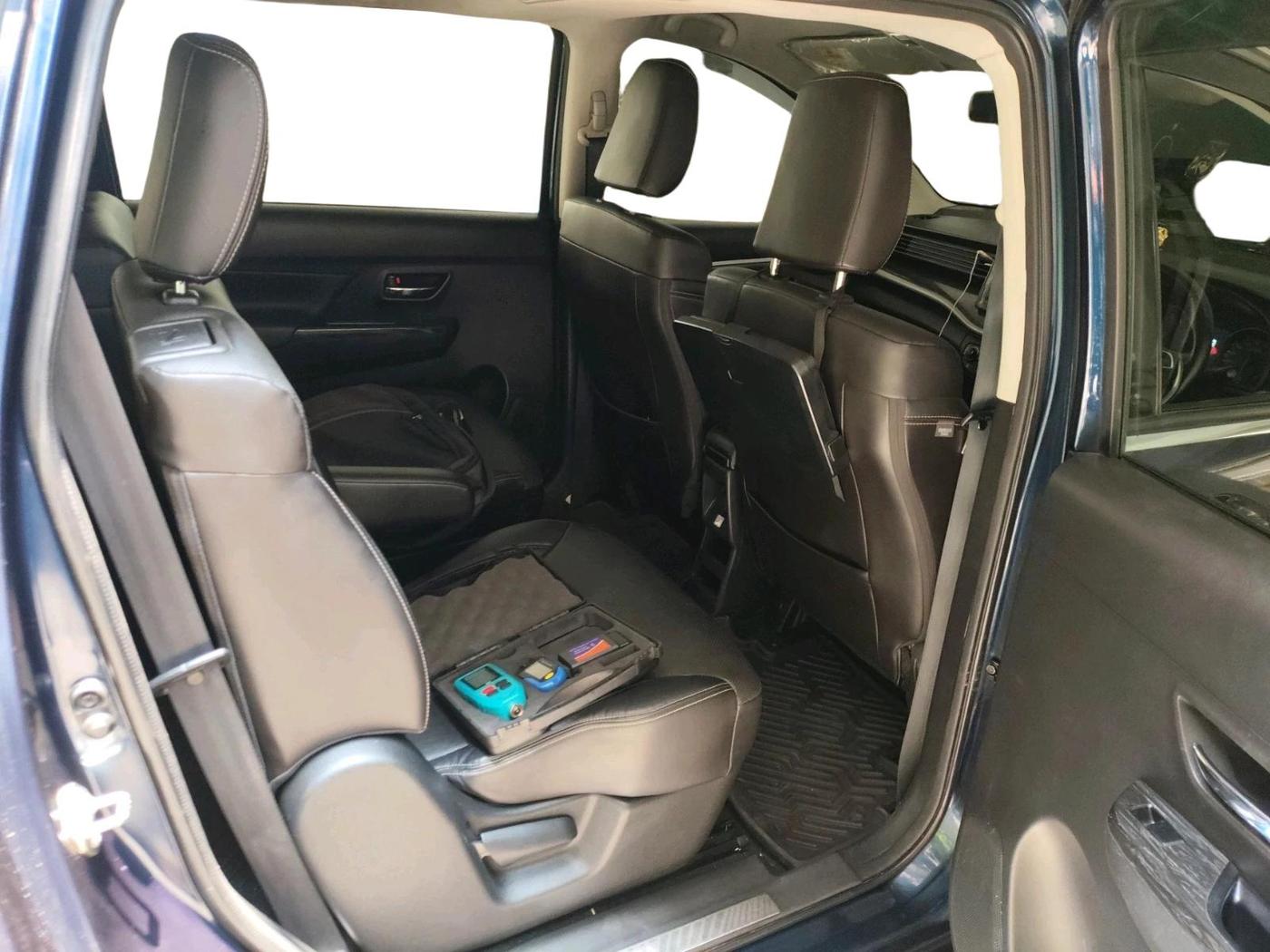 2023 Maruti XL6 ALPHA MT, Petrol, Manual, 34,207 km, interior
