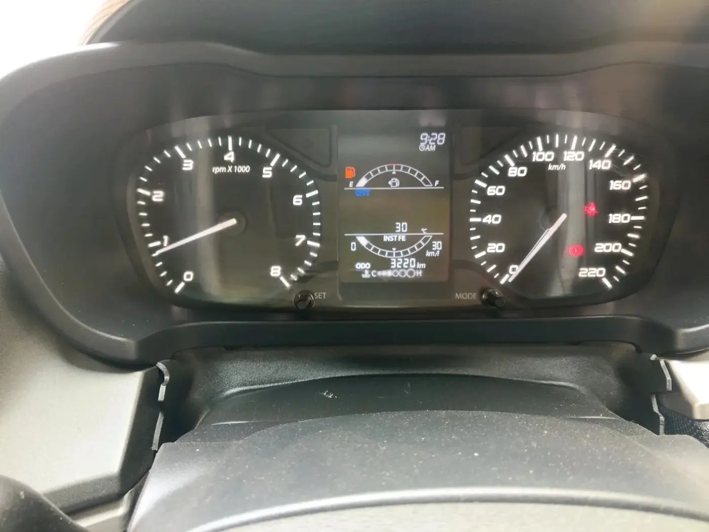 2023 Tata ALTROZ XM PLUS SUNROOF, Petrol, Manual, 3,220 km, interior