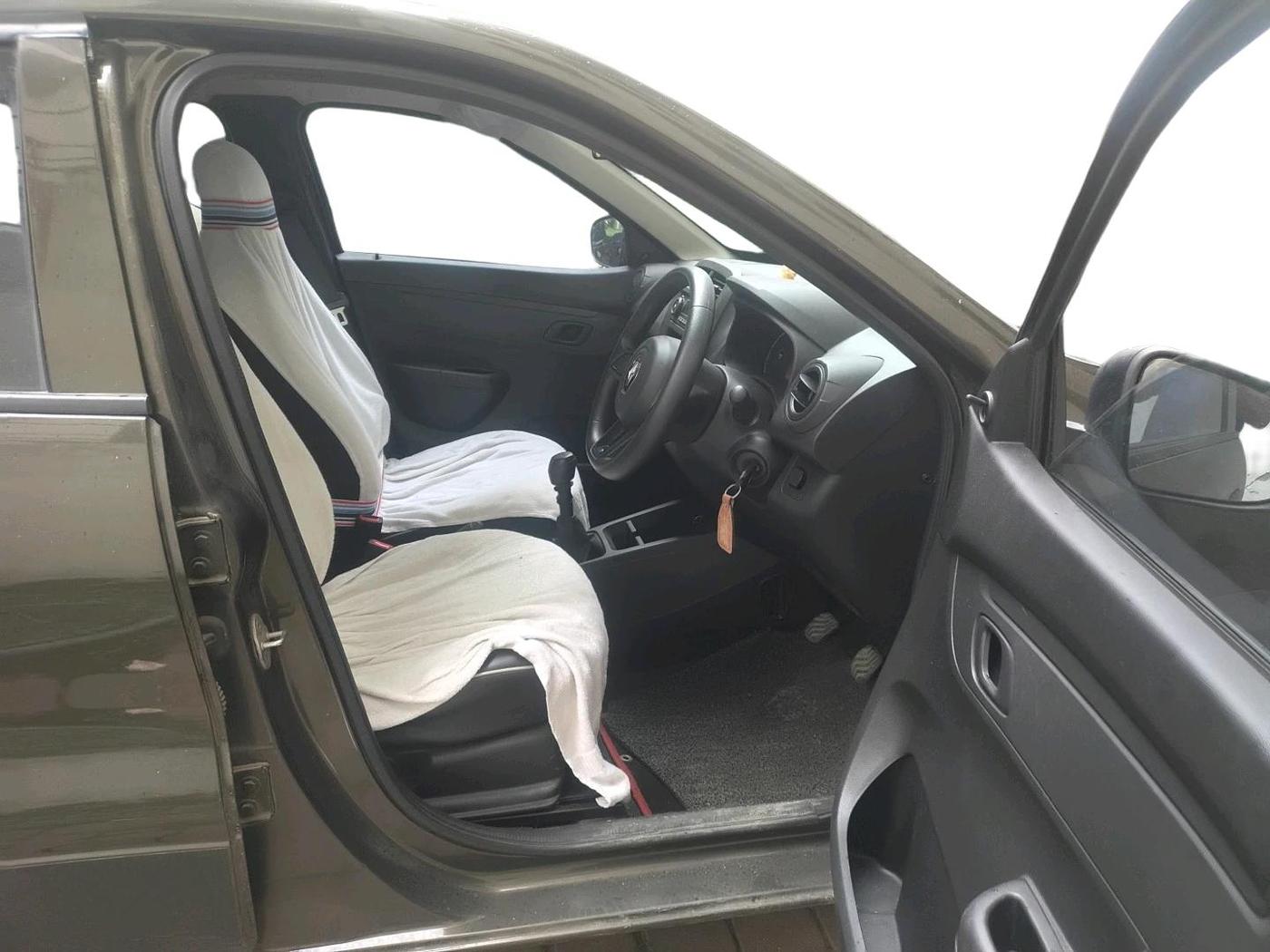 2021 Renault Kwid RXL, Petrol, Manual, 10,865 km, interior