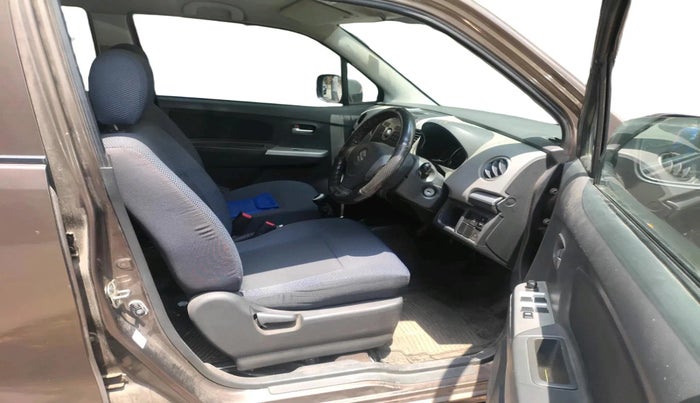 2011 Maruti Wagon R 1.0 VXI, Petrol, Manual, 30,205 km, interior