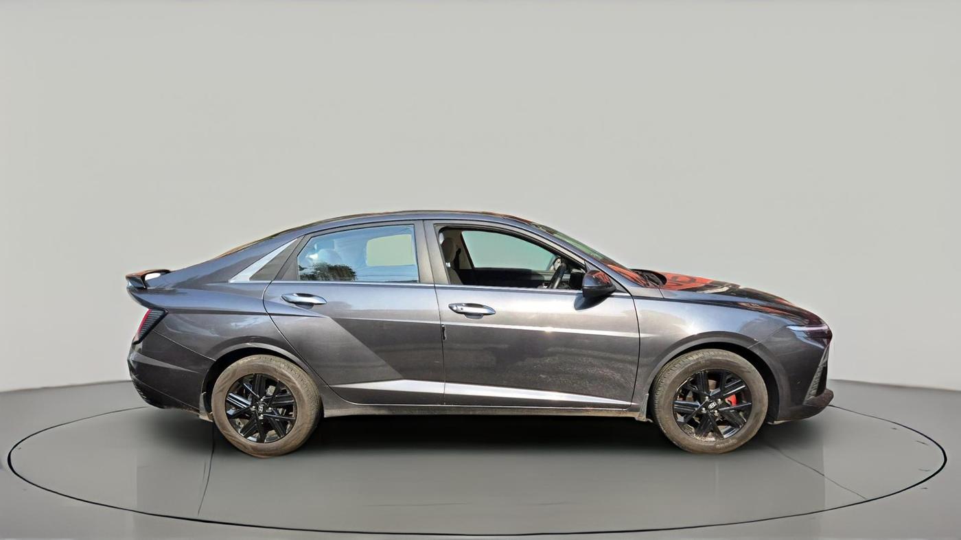 2025 Hyundai Verna SX (O) 1.5 MPI MT, Petrol, Manual, 5,887 km, exterior