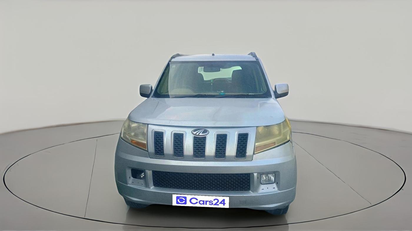 2017 Mahindra TUV300 T4 PLUS, Diesel, Manual, 1,17,310 km, exterior