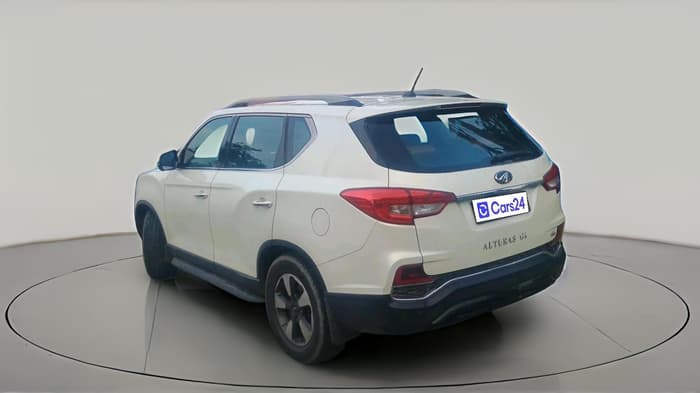 2019 Mahindra ALTURAS G4 4WD AT, Diesel, Automatic, 1,19,929 km, exterior