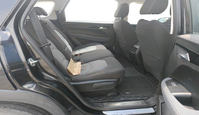 2022 MG HECTOR SHINE 2.0 DIESEL TURBO MT, Diesel, Manual, 81,426 km, interior