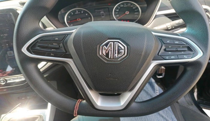 2022 MG HECTOR SHINE 2.0 DIESEL TURBO MT, Diesel, Manual, 81,426 km, interior